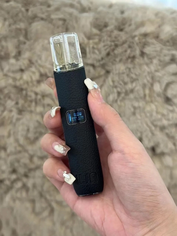哩亞電子煙主機革調系列-ILIA皮革主機-魅影黑 哩亞電子煙主機革調系列 ILIA皮革主機 魅影黑